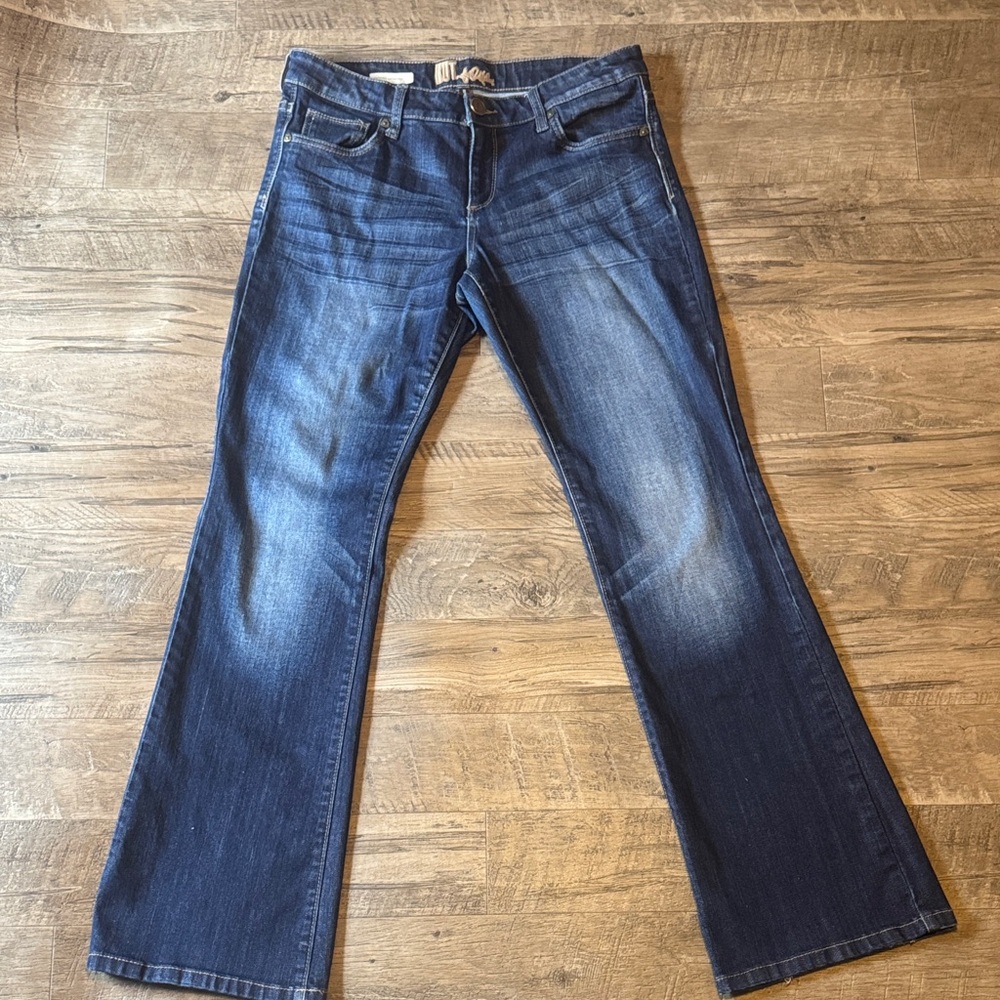Kut from the Kloth Dark “Farrah Baby Bootcut” Blue Jeans - Size 8